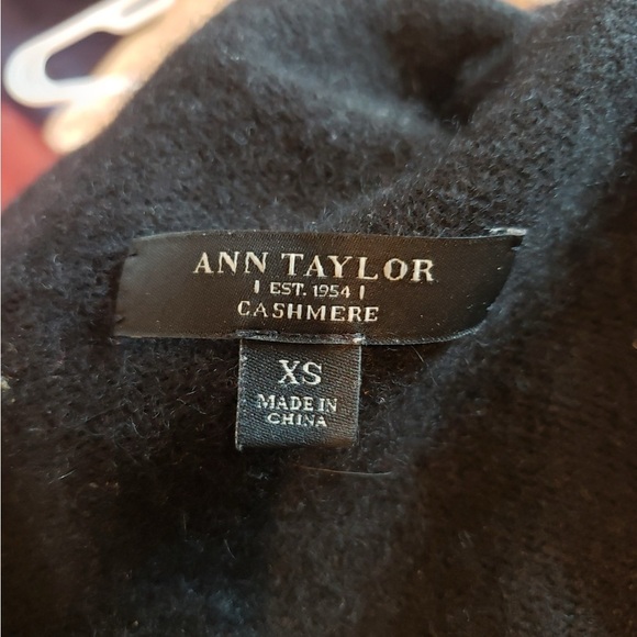 Ann Taylor 100 Cashmere Classic Black Cowl Neck Sweater - Picture 2 of 3